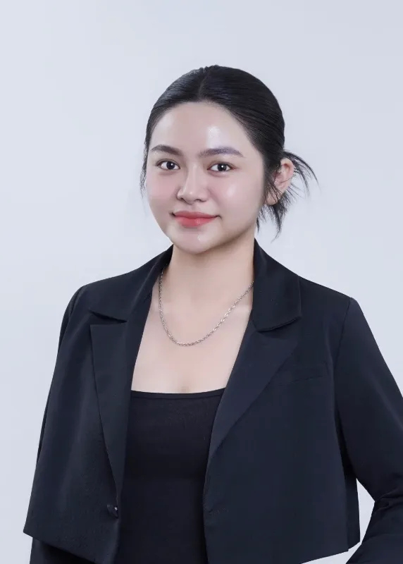 HOÀI VY — Chuyên gia phun môi · 6 năm nghề tại KIMLY 137 Lê Thị Riêng