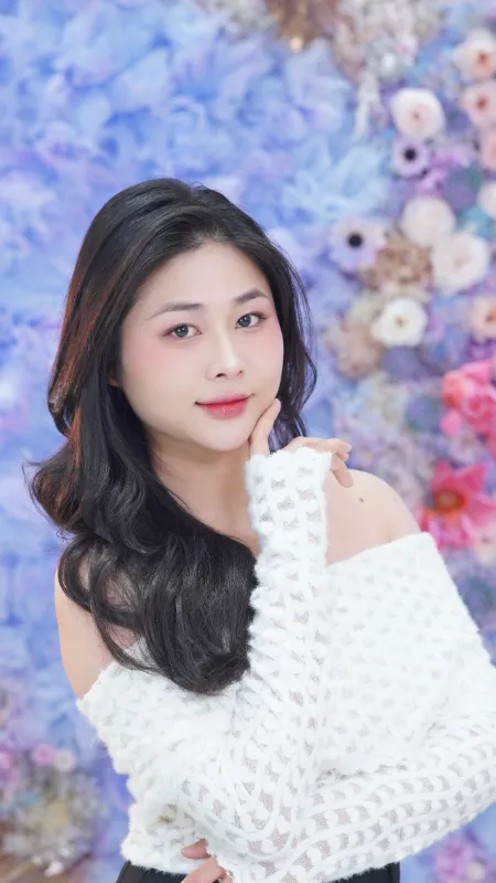 Linh Vibes — Chuyên gia phun môi · 4 năm nghề tại KIMLY KĐT Vạn Phúc